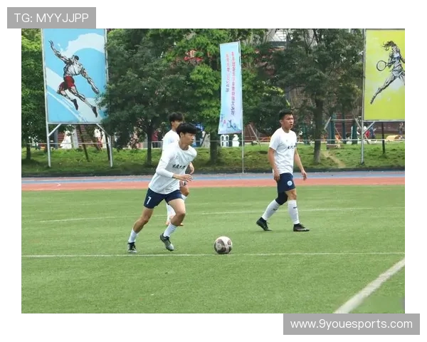 足球球星经典短语盘点揭示赛场内外的智慧与激情故事